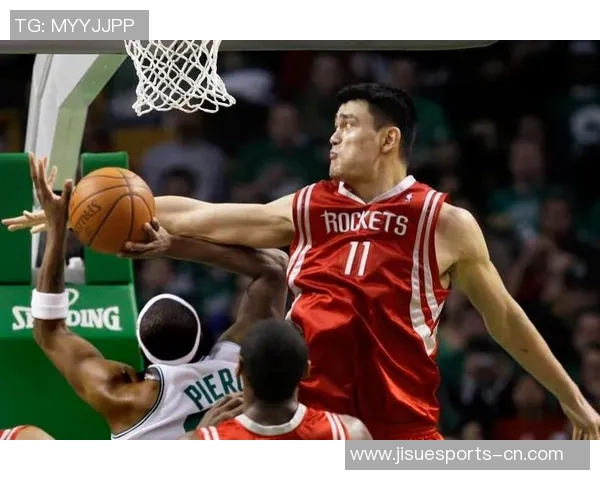 姚明新秀赛季的辉煌历程与中国篮球的崛起之路